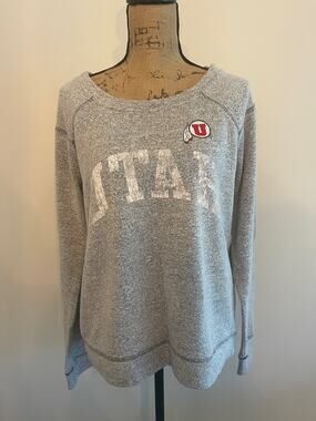 Camp David Gray Utah Utes Sweater Size Large